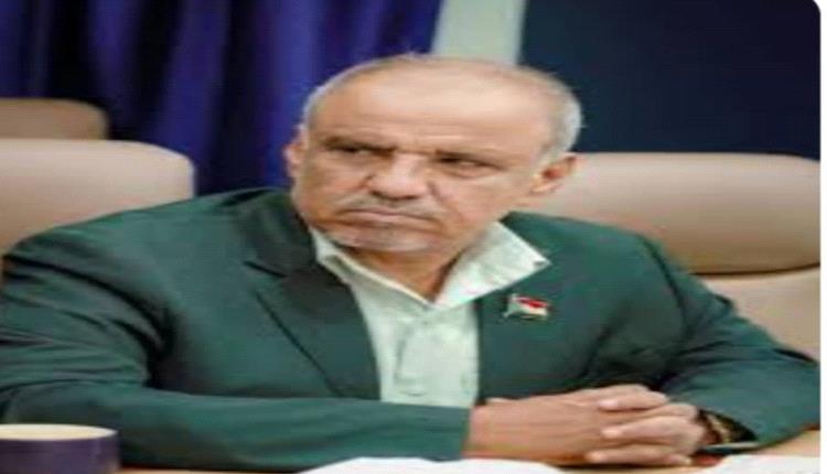 العميد طيار ناصر السعدي يعزي في وفاة الفقيد المناضل الجنوبي أديب ..