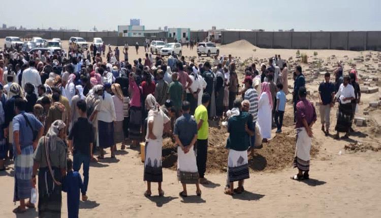 عدن: تشيّع مهيب لجثمان المناضل أديب العيسي إلى مثواه الأخير وسط حضور واسع وحزن كبير