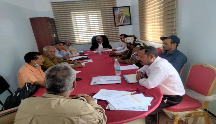 برئاسة الحريري.. المكتب التنفيذي بالحصين يناقش تقارير الربع الثالث ويقر تفعيل الإدارات لتعزيز الأداء الخدمي