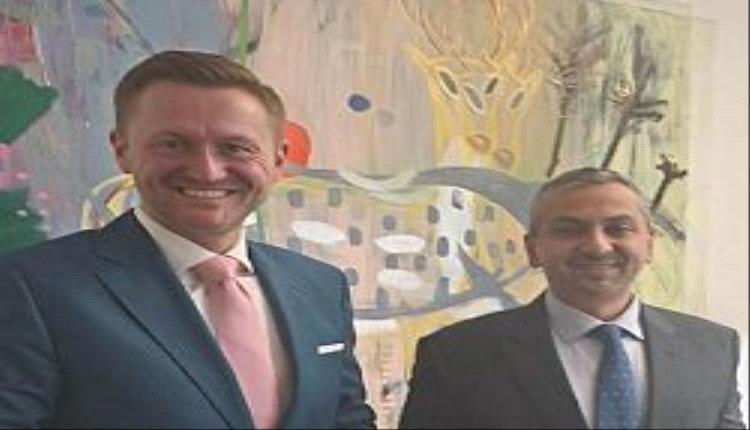 السفير الإرياني يبحث تعزيز التعاون الاقتصادي مع رئيس لجنة البرلمان الألماني