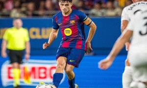 برشلونة يفجر شباك فالنسيا بستة أهداف وينطلق نحو الصدارة