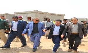 محافظ حضرموت يتفقد أعمال تطوير منشأة غاز بروم