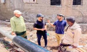 مدير عام مديرية صيرة يطلع على أعمال إزالة انسداد شبكة الصرف الصحي