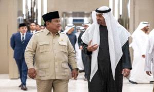 محمد بن زايد والرئيس الإندونيسي يبحثان العلاقات بين البلدين