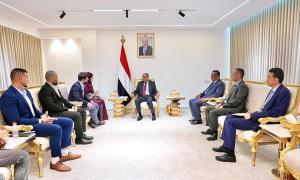 رئيس الوزراء يبحث مع أطباء بلا حدود تعزيز التعاون الصحي والإنساني في اليمن
