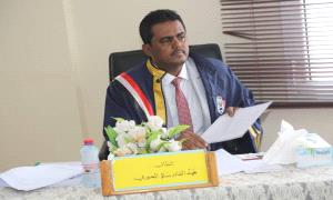 الدار العالمية تصدر كتابًا جديدًا لعبدالقادر المحوري حول الصراع بين السياسة والإعلام