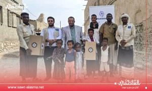 مدير الصحة في بروم ميفع يدشن "263" حزمة طوارئ عائلية للمتضررين من وباء الكوليرا في ميفع