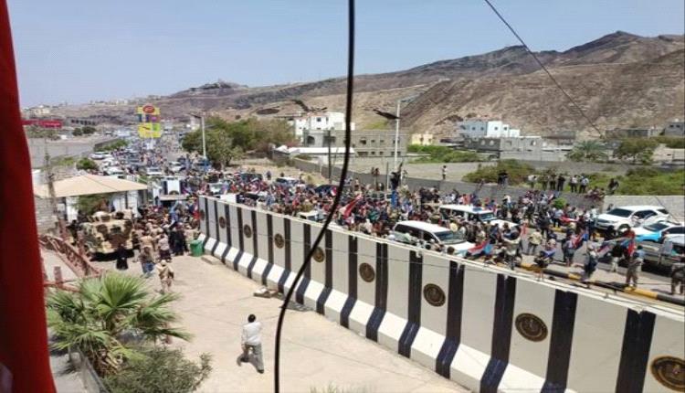 تحليل: الجنوب يفرض معادلته.. رسالة الشارع التي أربكت حسابات الرياض