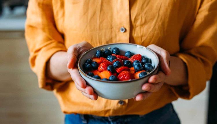 لتقليل دهون البطن.. ابدأ يومك بهذه الفواكه !