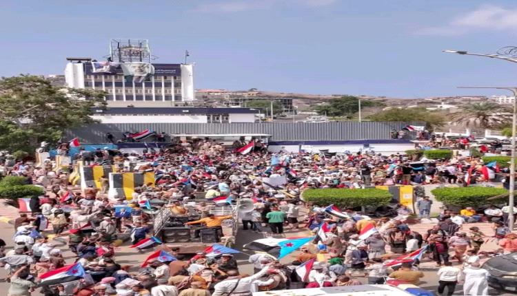 العاقل: جماهير الانتقالي كسرت الإغلاق وفرضت “واقعًا جديدًا” في عد..