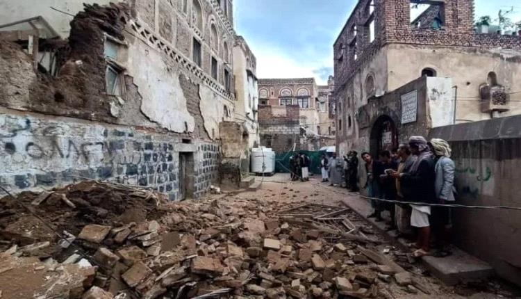 بين السيول والإهمال.. صنعاء القديمة على حافة الانهيار