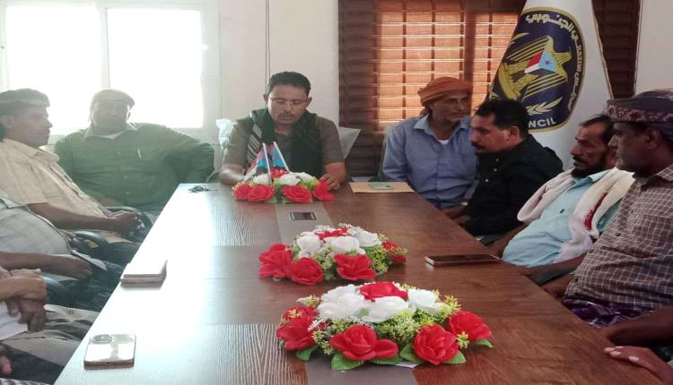 انتقالي سقطرى يبحث ترتيبات الفعالية الجماهيرية ويؤكد أهمية التنظيم والاصطفاف الوطني