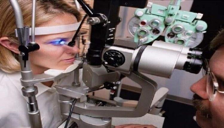 أمراض قد تسبب تغيرات في قزحية العين