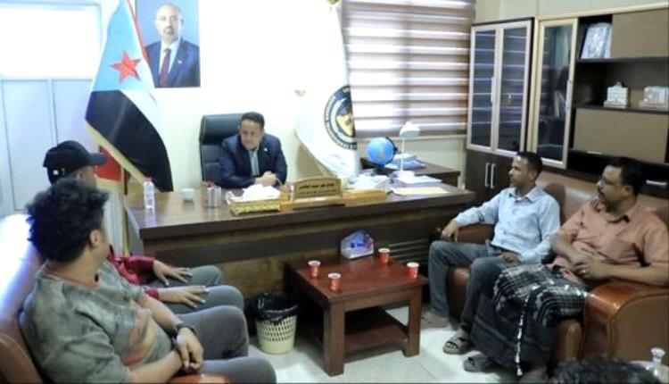 الحالمي وقيادة انتقالي وادي حضرموت يناقشان تطوير العمل التنظيمي