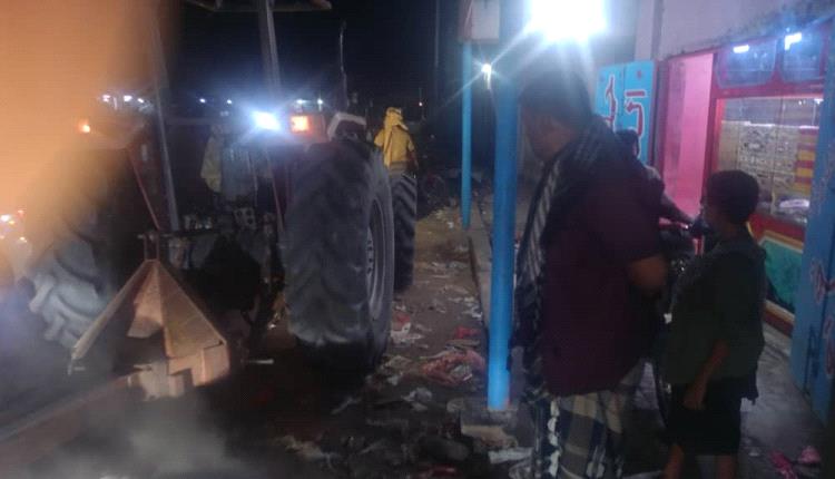 تدشين حملة نظافة لإزالة مخلفات الأمطار وتحسين المظهر العام في أحور