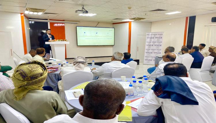 وكيل حضرموت الجيلاني يدشن ورشة عمل حول صياغة رؤية حضرموت في الدولة القادمة