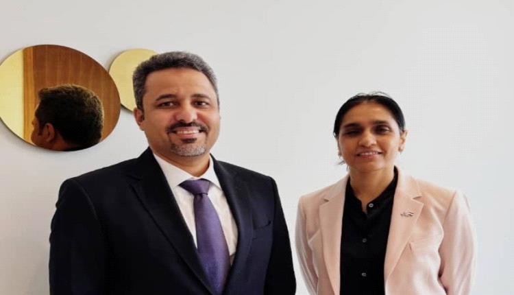 محافظ لحج يلتقي السفيرة البريطانية لبحث سبل تعزيز الدعم التنموي والإنساني بالمحافظة
