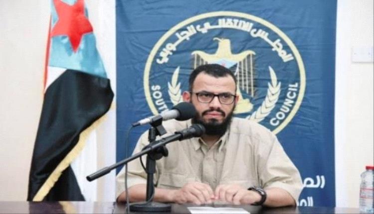 بن بريك : هل اختارت السعودية الحو.ثي كحليف بديل عن الإمارات والجنوب؟!