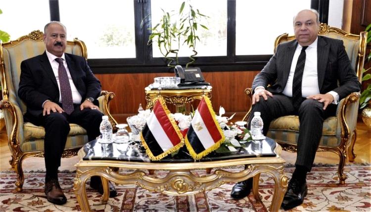 تعزيز الشراكة الجوية بين اليمن ومصر

