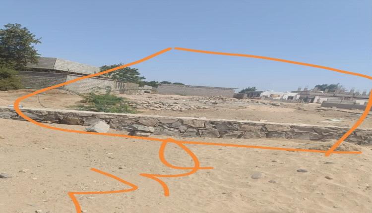 لجنة اراضي بئر فضل: البناء العشوائي مستمر رغم كل توجيهات المحافظ الصارمة