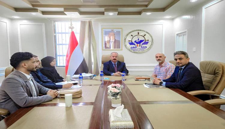 وزير النقل يبحث مع شركة 