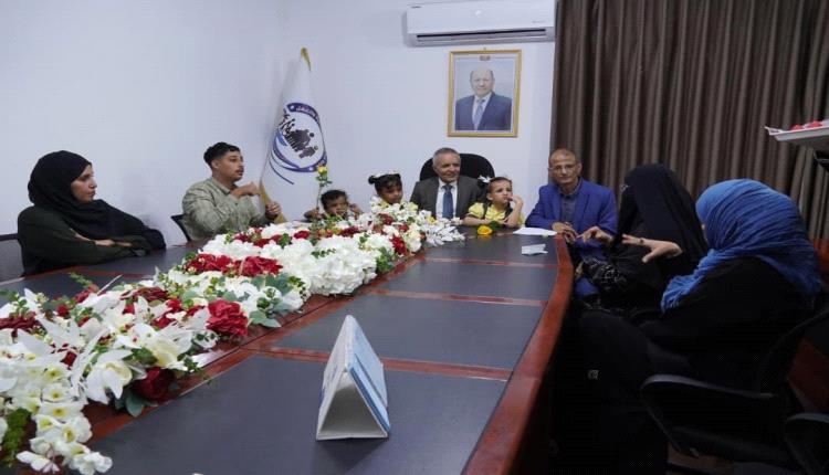 وزير الشؤون الاجتماعية يثمّن جهود "رموز" للصم ويعلن دعمه خلال أسبوع الأصم العربي