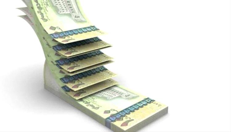 الريال اليمني بين الاستقرار الوهمي وأزمة السيولة