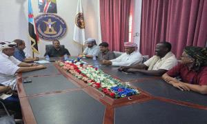 انتقالي المهرة يعقد اجتماعاً استثنائياً ويقر وقفة تضامنية بمديرية المسيلة 