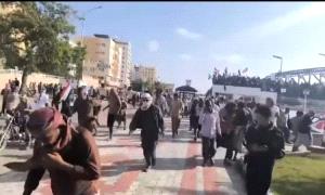 يحدث الان : إطلاق نار لتفريق مشاركين في تظاهرة الانتقالي الجنوبي في المكلا