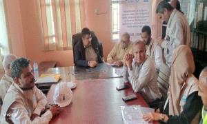 ​قيادة مديرية تبن ومكتب الزراعة بلحج يسلمان مواقع تنفيذ مشاريع بنيه تحتيه لمنشآت زراعية