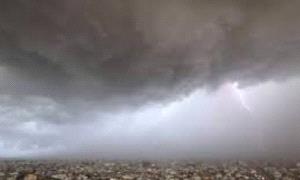 الأرصاد تحذر من رياح نشطة واضطراب البحر مع أجواء حارة