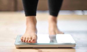 السمنة في العشرينات.. خطـ.ـر يـ.ـهدد الصحة على المدى الطويل