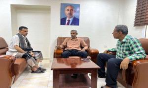 انتقالي العاصمة عدن يناقش مع نقابة المعلمين والتربويين الجنوبيين المشاركة في ذكرى 4 مايو