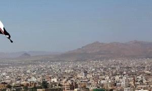 قيادي حو.ثي يحوّل حيًا سكنيًا في صنعاء إلى سوق قات