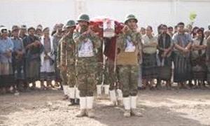 بحضور رسمي وعسكـ.ـري.. بيحان تشيّع العقيد علي الهديبي في موكب مهيب