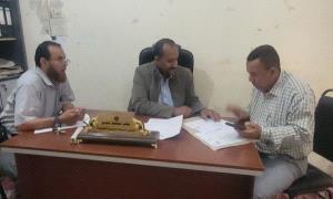 مدير صحة الضالع يناقش مع السلطة المحلية بالمديرية، سبل الارتقاء بالخدمات الصحية بقعطبة 