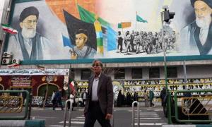 خسائر يومية بـ435 مليون دولار.. حصار أمريكا يشل اقتصاد إيـ.ـران