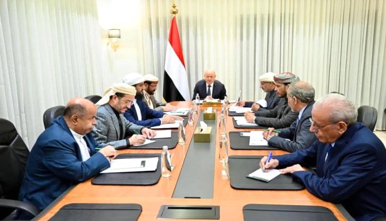 الرئاسي على صفيح ساخن.. خلافات واستقالات وصراع نفوذ يثير تساؤلات حول مستقبل إدارة المرحلة