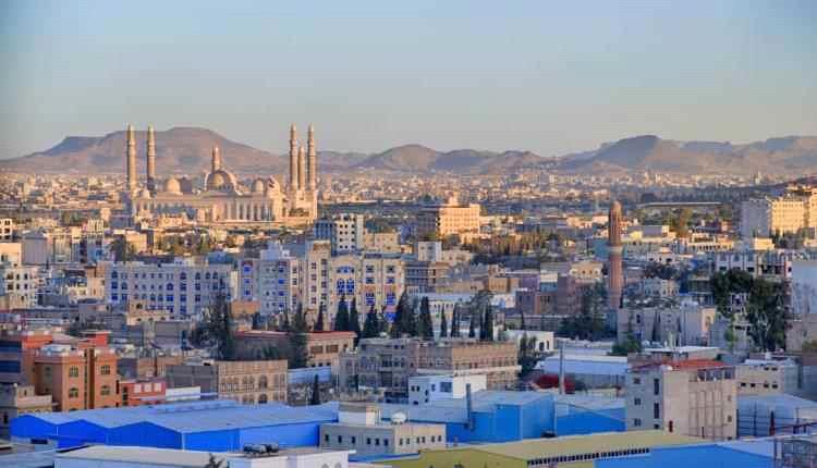 صـ,ـواريخ في شوارع صنعاء تثير جدلاً واسعاً 