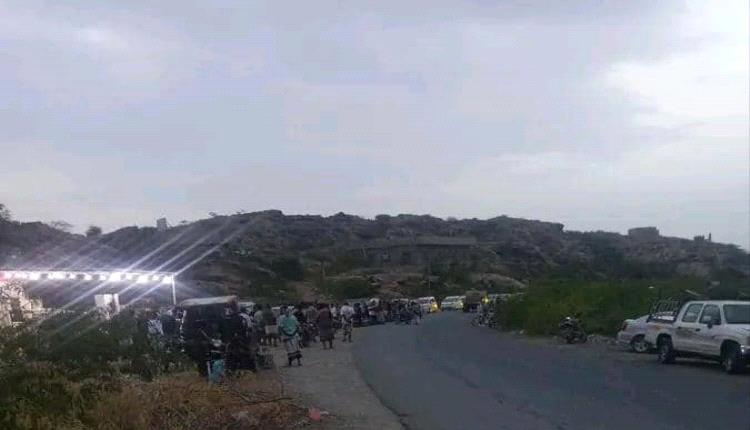 أزمة الغاز المنزلي تخنق المواطنين بأبين.. وتتفاقم المعاناة يوماً بعد آخر والاحتكار!.