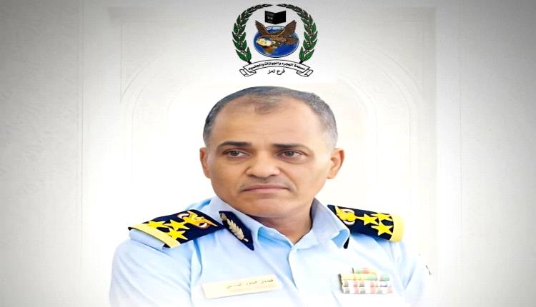 مدير عام مصلحة الهجرة والجوازات والجنسية فرع محافظة تعز يؤكد أهمية الدقة والتطوير المستمر