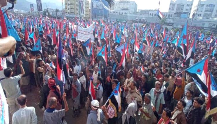 تلاحم شعبي جنوبي يكسر رهانات قوى الهيمنة والوصاية