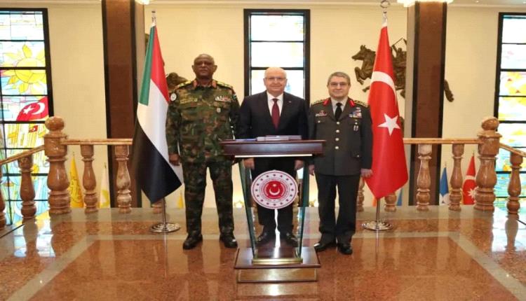 السـ.ـلاح والتنظيم.. إخوان السودان يعيدون التموضع عبر بوابة أنقرة وبكين