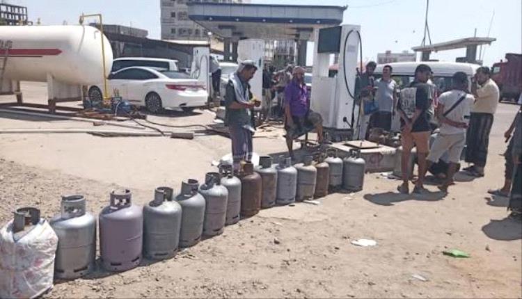 العدني : أزمة الغاز تعكس هشاشة منظومة الدولة وفشلها في إدارة ملفات المواطنين