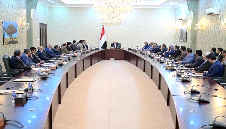 تفاصيل صادمة .. مواطنة تتعرض للتحرش من قِبل وزير أثناء إنجاز معاملة رسمية
