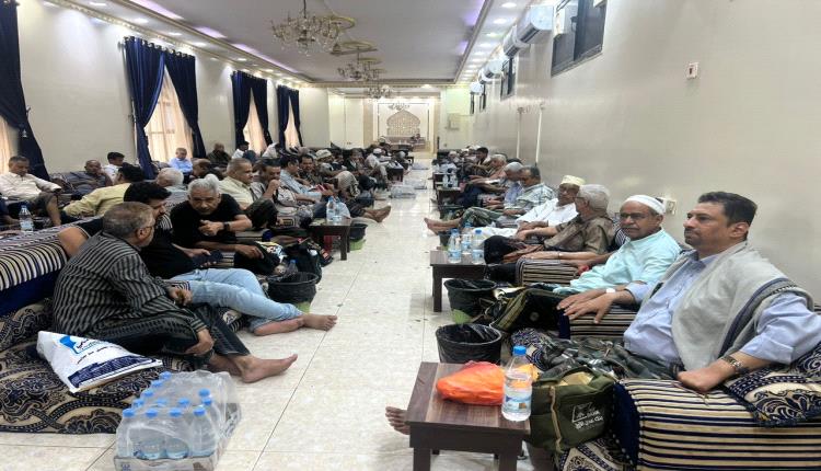 شخصيات سياسية و أكاديمية واجتماعية تقدم واجب العزاء للدكتور حسين باسلامة في وفاة نجله عبدالرحمن
