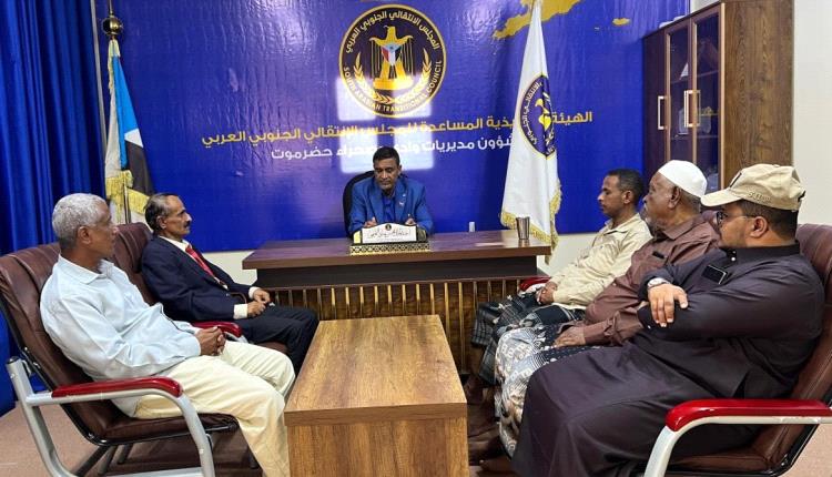 التميمي يلتقي قيادات نقابية ويؤكد أهمية تعزيز العمل النقابي بوادي وصحراء حضرموت