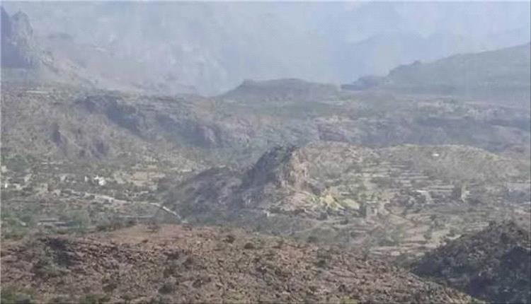مأساة جديدة في الأزارق.. طفل يلقى حتفه سقوطًا من جبل أثناء رعي الأغنام