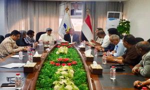 وزير النقل يترأس اجتماعًا طارئًا بمطار عدن لتعزيز الجاهزية والاستعداد لاي طارئ! 
