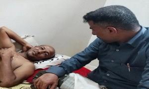 مدير عام إعلام لحج يطمئن على صحة الصحفي خلدون البرحي عقب تعرضه لحادث سير